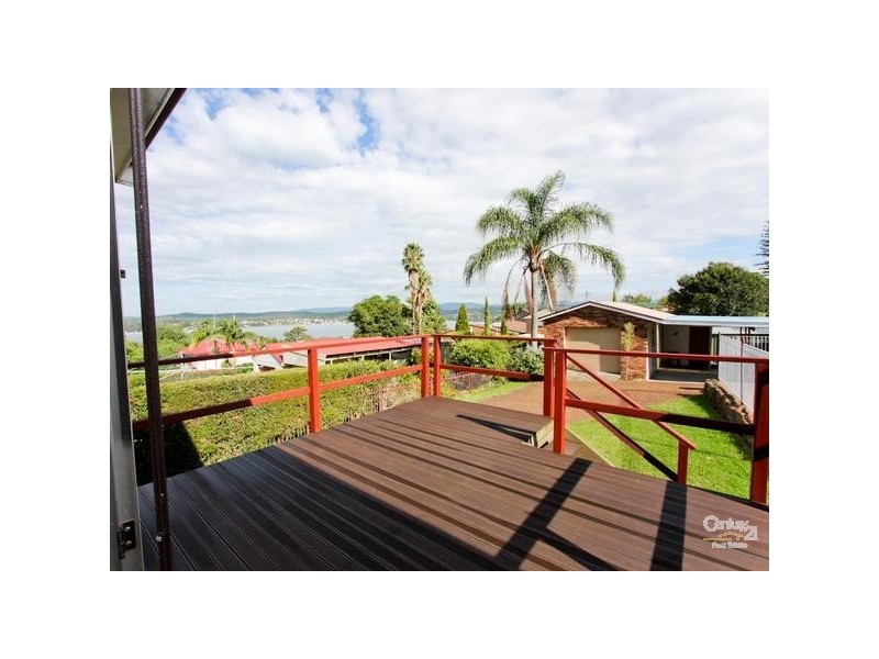 7 Farm Street, Speers Point NSW 2284