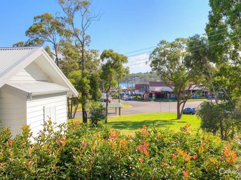 2/40 Allambee Place, Valentine NSW 2280