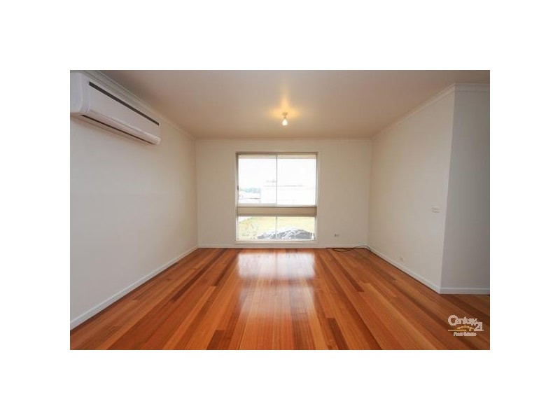 7 Floraville Road, Belmont North NSW 2280