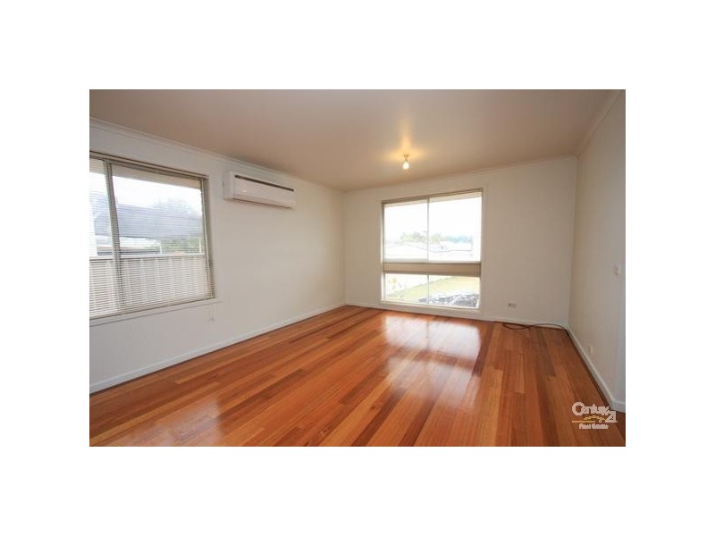 7 Floraville Road, Belmont North NSW 2280