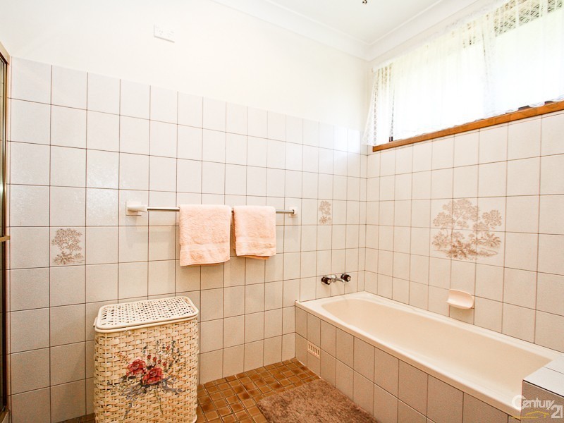 4 Harrow Close, Whitebridge NSW 2290