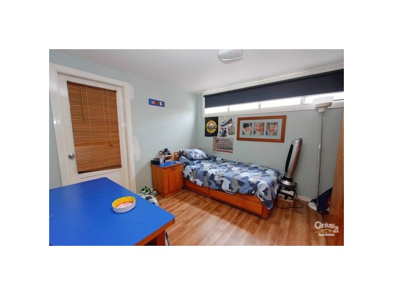 38 Andrew Road, Valentine NSW 2280