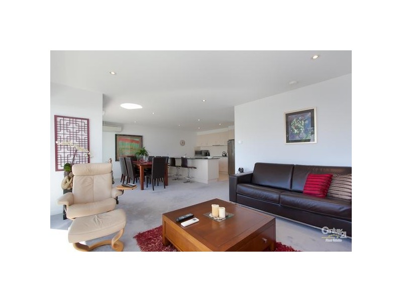 2/40 Allambee Place, Valentine NSW 2280