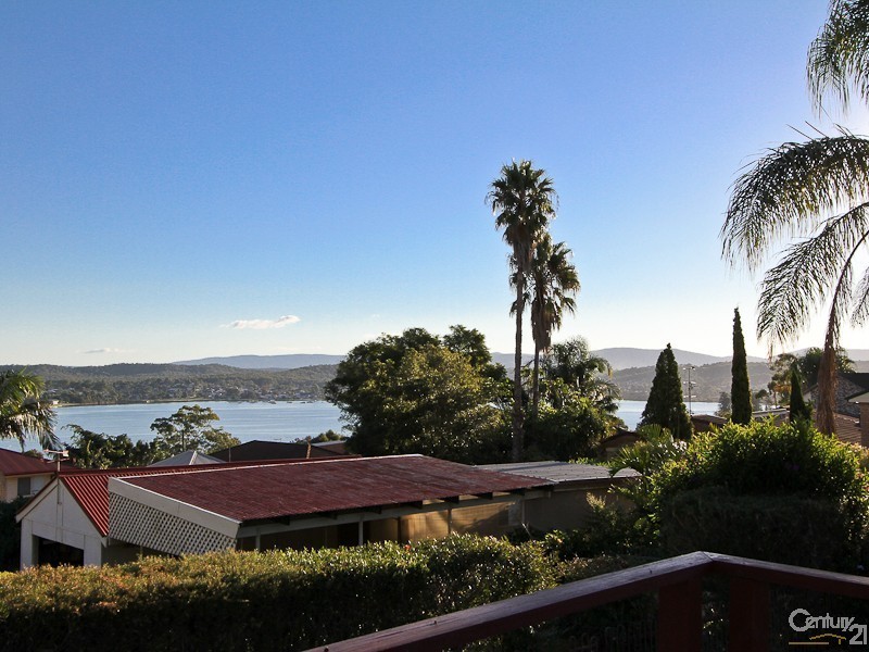 7 Farm Street, Speers Point NSW 2284