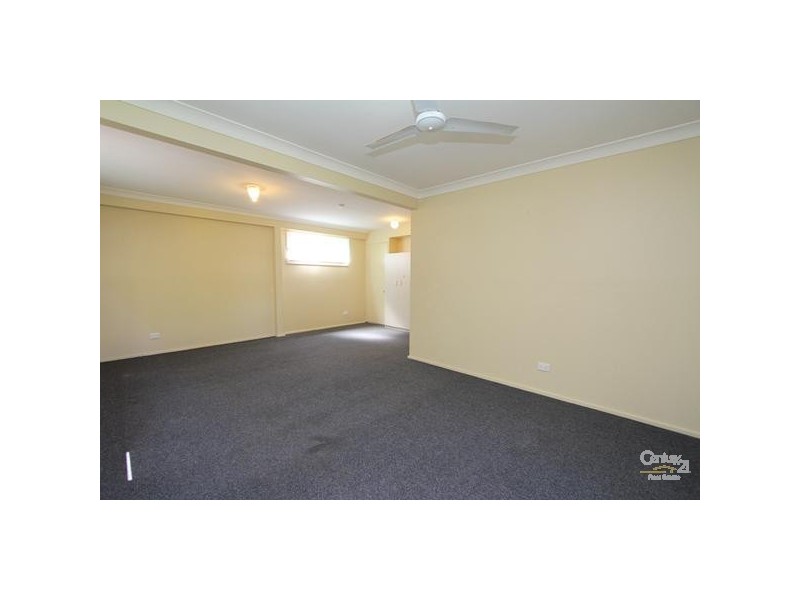 2 Keira Close, Valentine NSW 2280