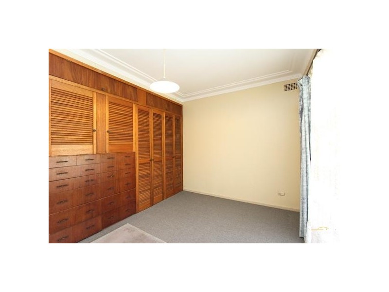 2 Keira Close, Valentine NSW 2280