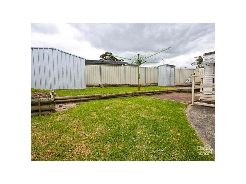 34 Robertson Road, Valentine NSW 2280