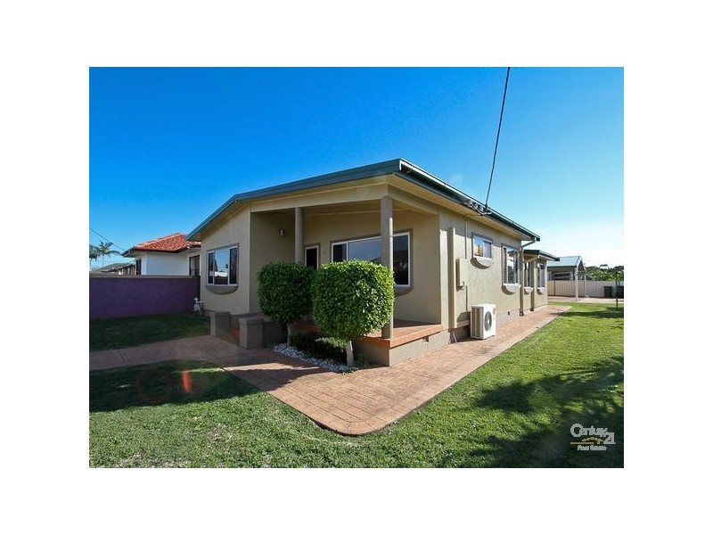 15 Robert Street, Belmont South NSW 2280