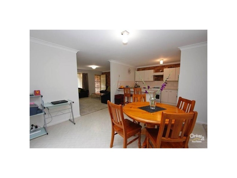 2/32 Armstrong Street, Charlestown NSW 2290