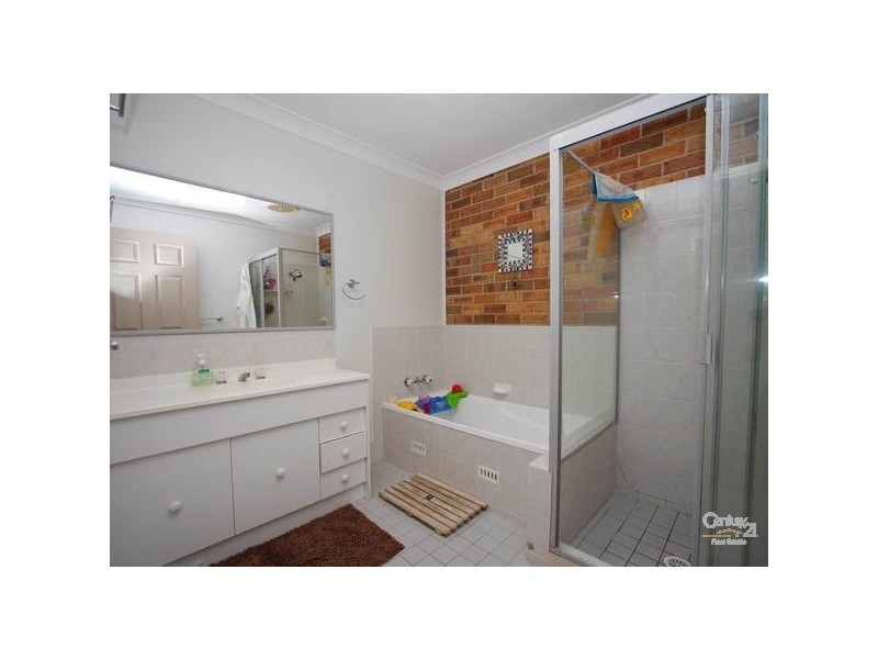 2/32 Armstrong Street, Charlestown NSW 2290