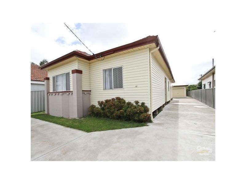 37 Baker Street, Mayfield NSW 2304