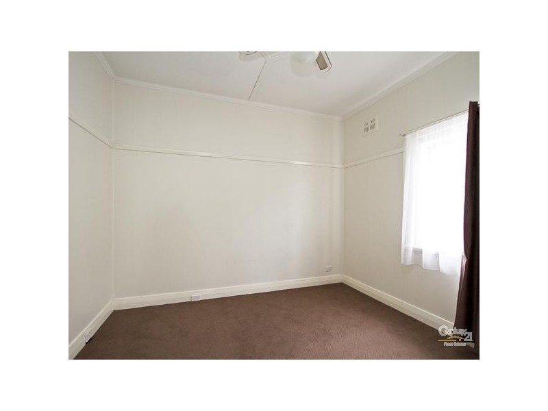 37 Baker Street, Mayfield NSW 2304