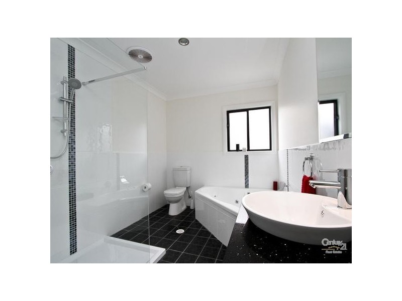 89 Cleary Street, Hamilton NSW 2303