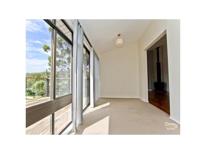 33 Lindsay Avenue, Valentine NSW 2280