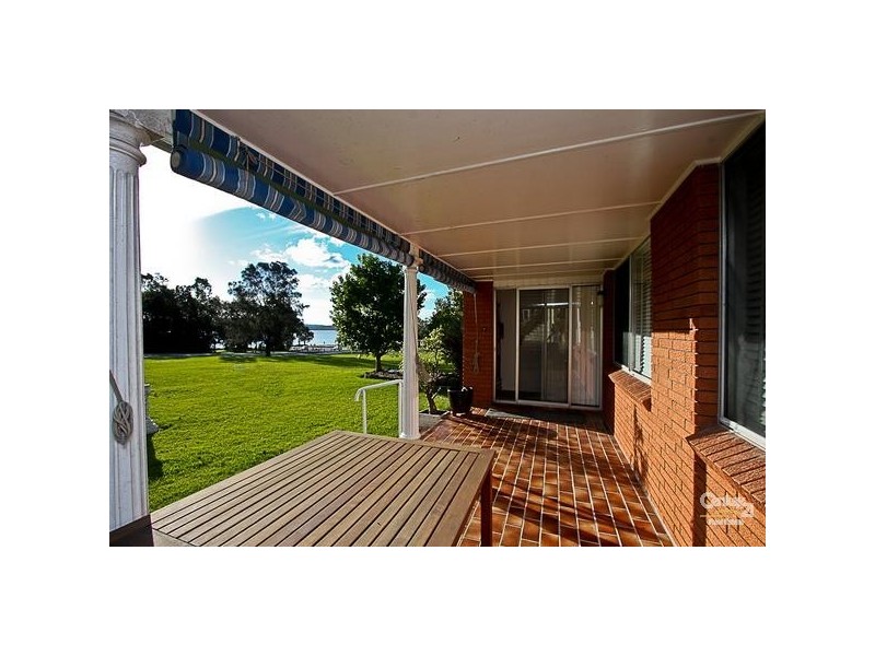 21 Anglers Place, Eleebana NSW 2282
