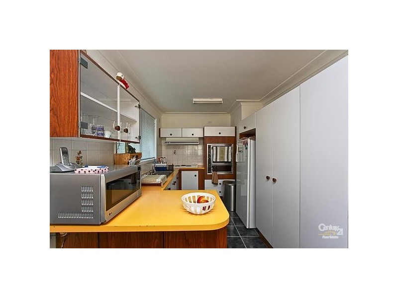 21 Anglers Place, Eleebana NSW 2282