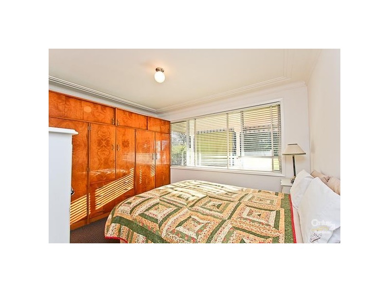 21 Anglers Place, Eleebana NSW 2282