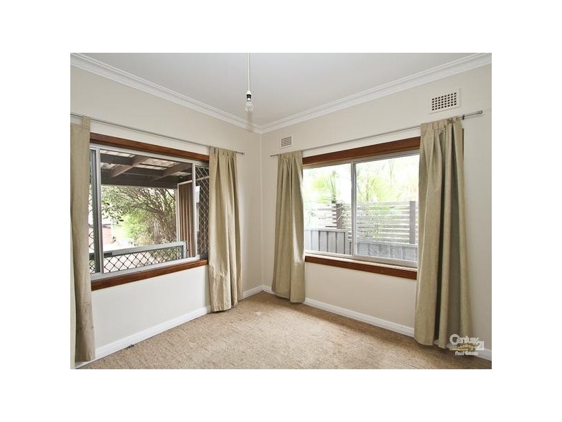 52 Vista Parade, Belmont NSW 2280