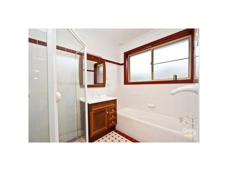 33 Elizabeth Cook Drive, Rankin Park NSW 2287