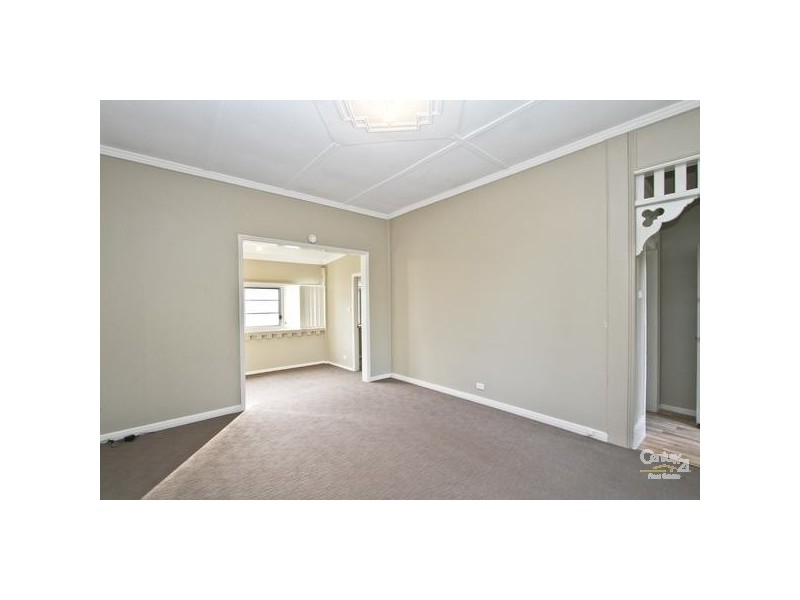 28 Evans Street, Belmont NSW 2280