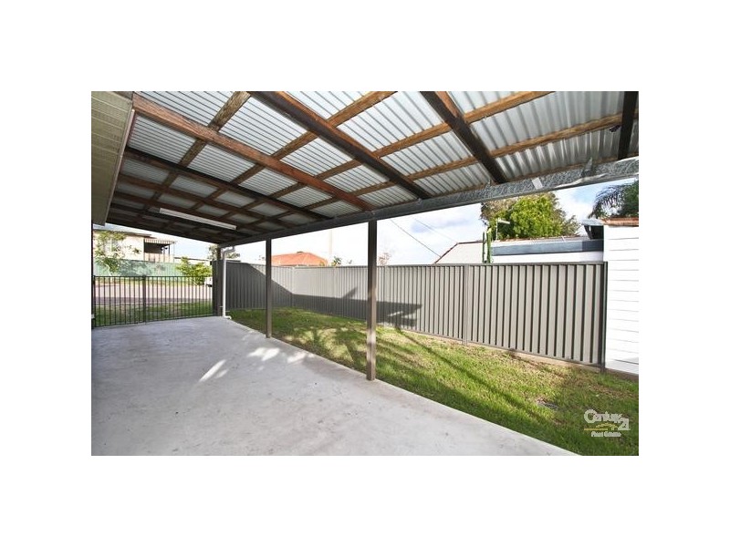 28 Evans Street, Belmont NSW 2280