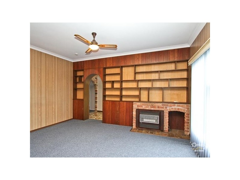 26 Tallawalla Road, Valentine NSW 2280