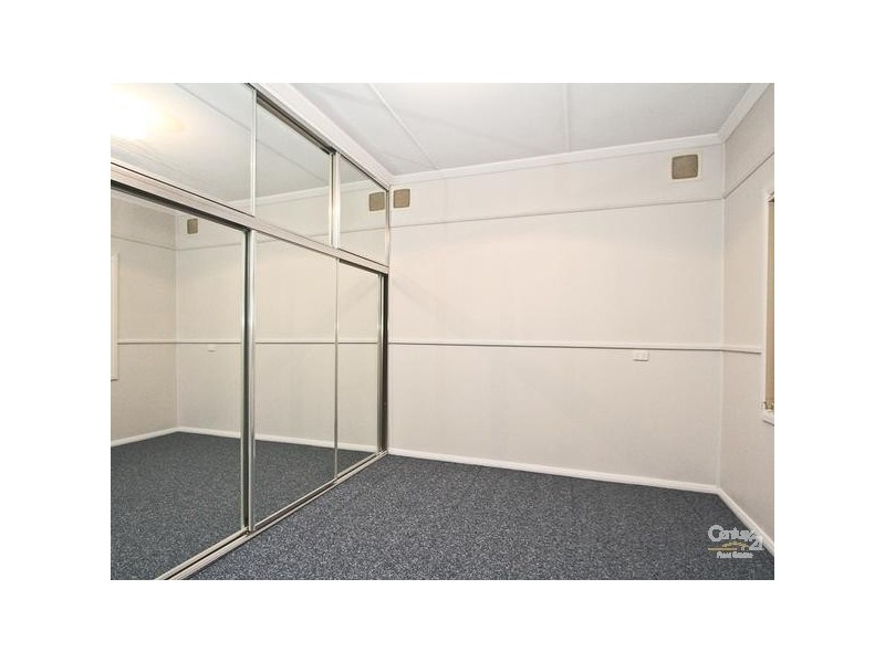 26 Tallawalla Road, Valentine NSW 2280