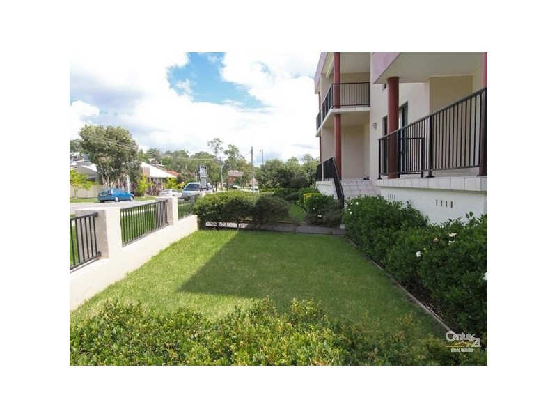 3/4 Berringar Rd, Valentine NSW 2280