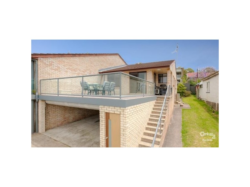 2/348 The Esplanade, Speers Point NSW 2284
