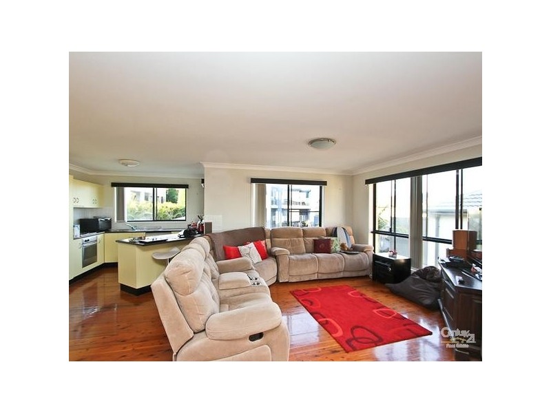 69 Geraldton Drive, Redhead NSW 2290