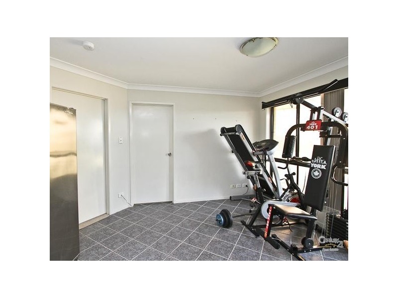 69 Geraldton Drive, Redhead NSW 2290