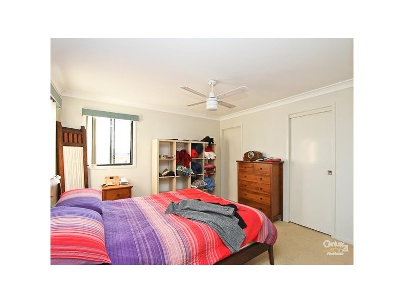 69 Geraldton Drive, Redhead NSW 2290
