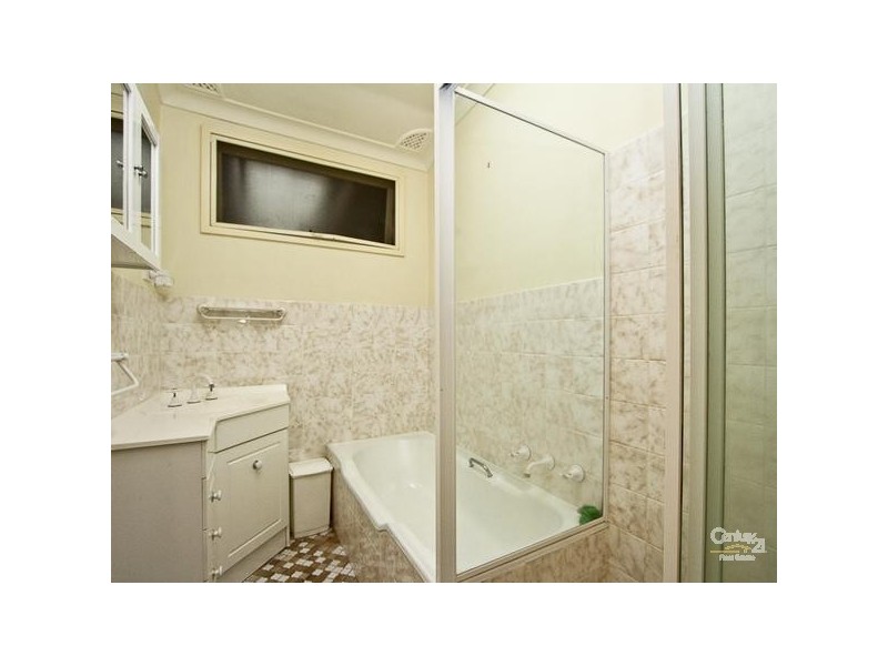 13 Werona Crescent, Valentine NSW 2280
