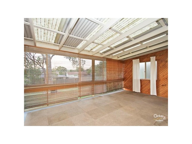13 Werona Crescent, Valentine NSW 2280