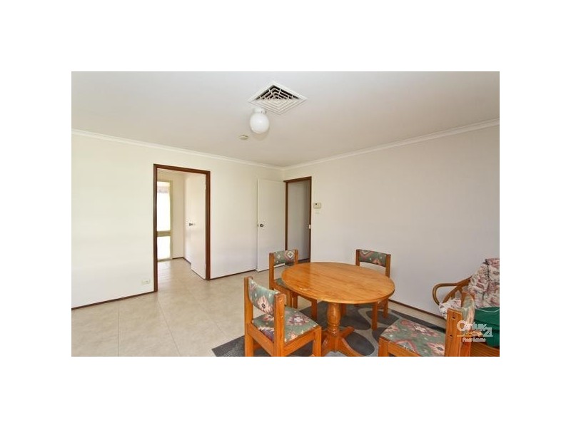 32 Murray Street, Eleebana NSW 2282