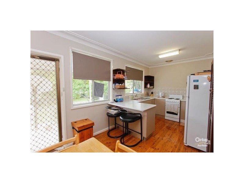 27 Lurnea Crescent, Valentine NSW 2280