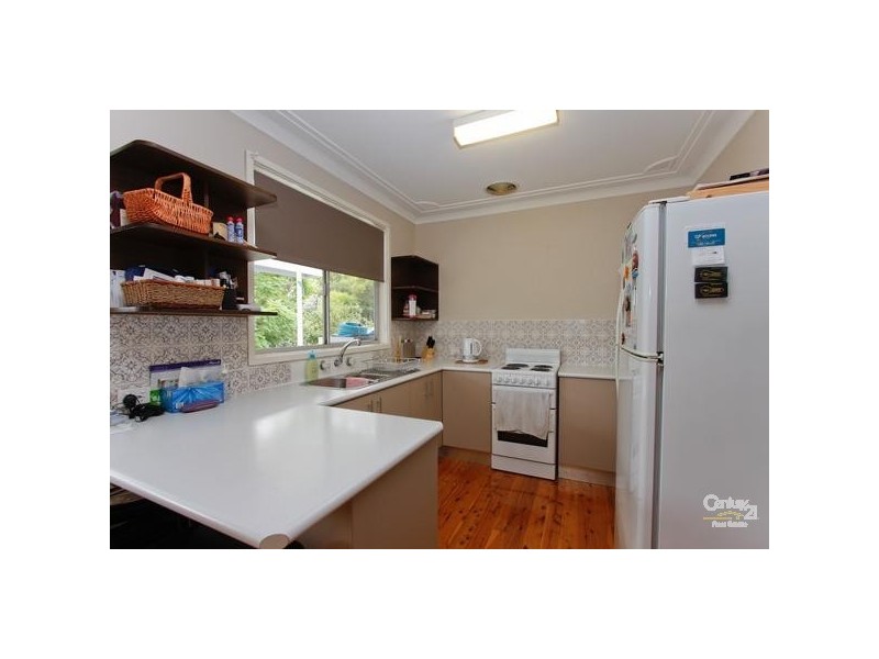 27 Lurnea Crescent, Valentine NSW 2280