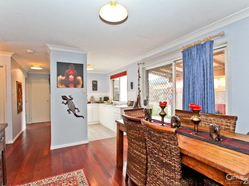 14 Blue Gum Court, Mount Hutton NSW 2290