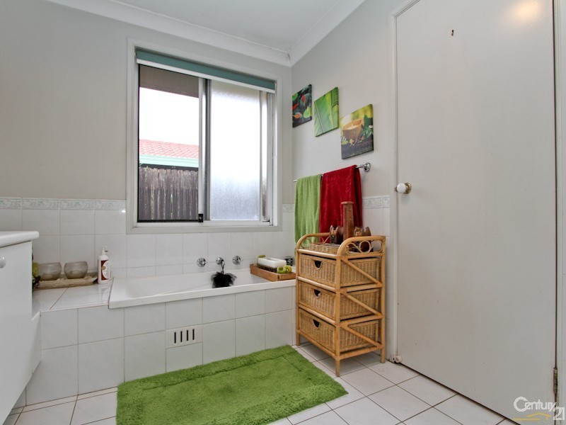 14 Blue Gum Court, Mount Hutton NSW 2290