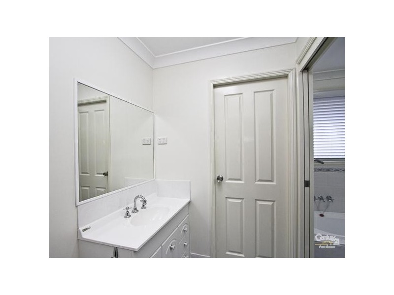 8 Matelot Close, Belmont NSW 2280