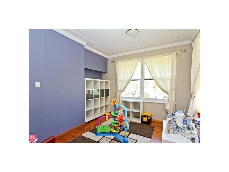 86 Dilkera Avenue, Valentine NSW 2280