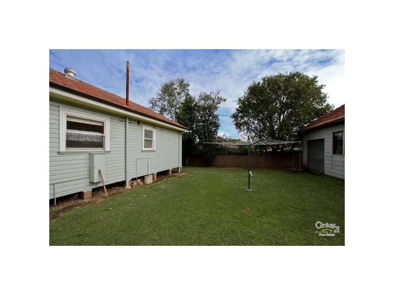 13 Arthur Street, Cardiff South NSW 2285