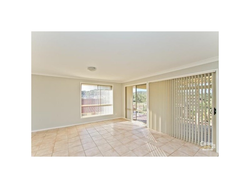 75 Crown Street, Belmont South NSW 2280