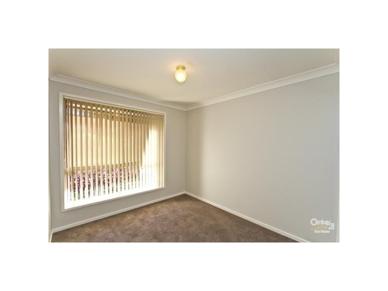 75 Crown Street, Belmont South NSW 2280