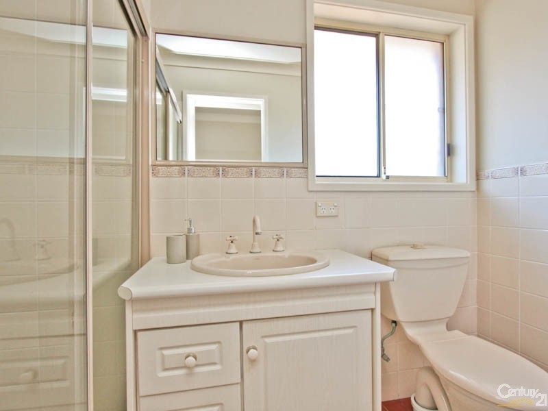 24 Agincourt Crescent, Valentine NSW 2280