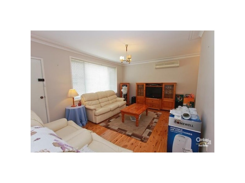 27 Lurnea Crescent, Valentine NSW 2280