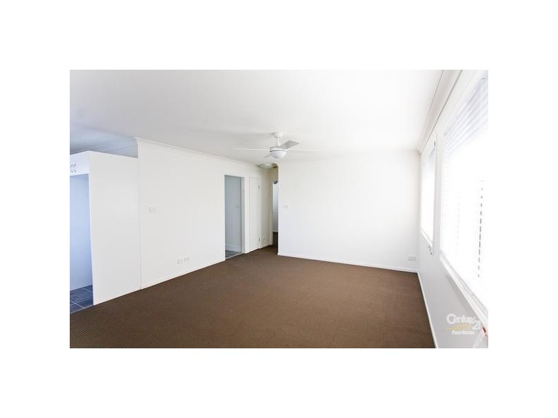 11a Robb Street, Belmont NSW 2280