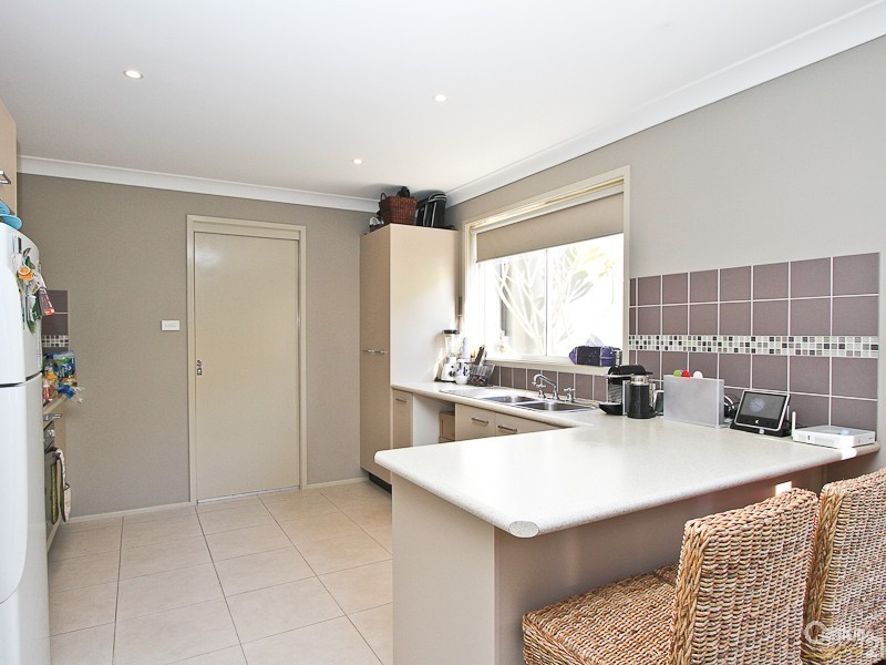 9 Melody Lane, Mount Hutton NSW 2290