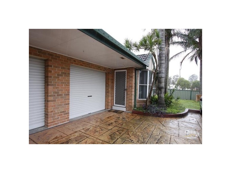 3/8 Dudley Street, Charlestown NSW 2290