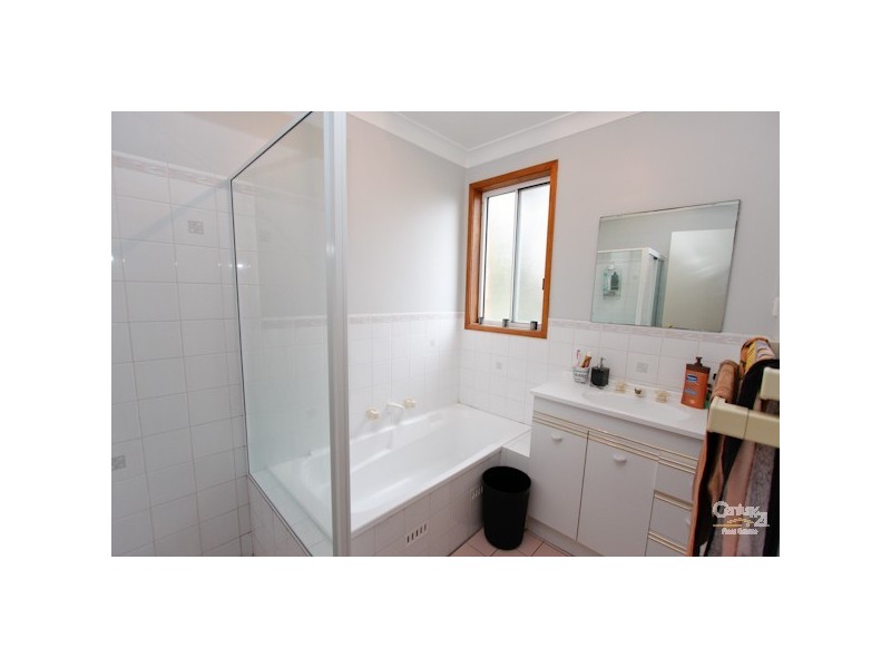 3/8 Dudley Street, Charlestown NSW 2290